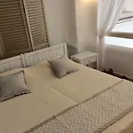 Navy Blue Апартаменты